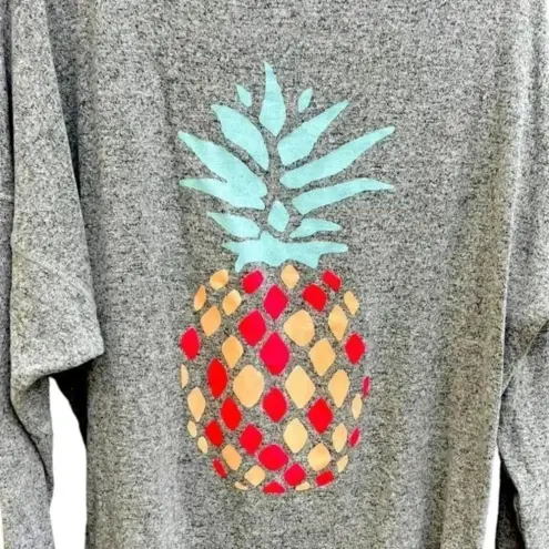 Spirit Jersey Grey pineapple long sleeve Size M Pineapple, Lightweight, Soft, Vacation A53
