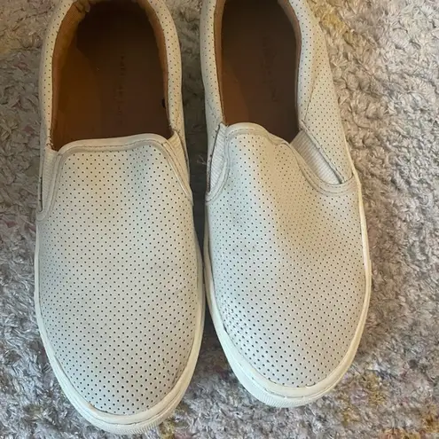 American Eagle  Slip On Sneakers