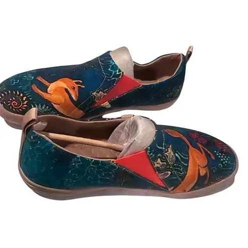 UIN Forest Tale Toledo Canvas Colorful Art Travel Slip On Shoe Size 10 Blue