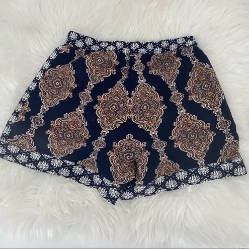 H&M  Patterned High‎ Waisted Boho Festival Shorts Size 4