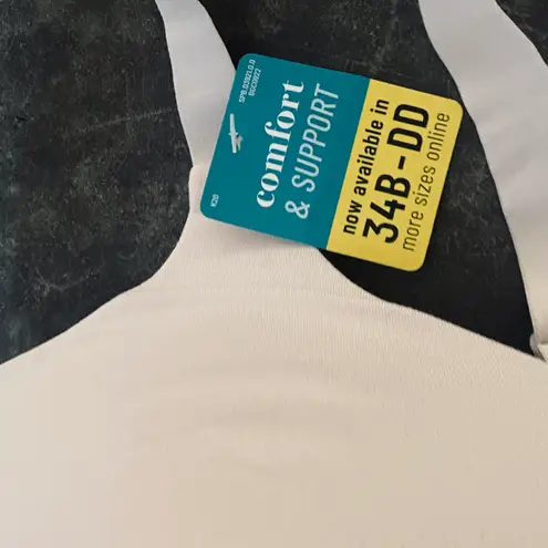 Vanity Fair Women's Wireless Beyond Comfort Bra with Seamless Back