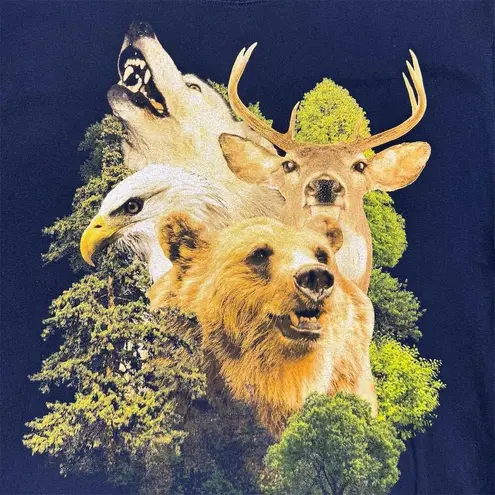 Gildan Wildlife Graphic T-Shirt Blue Eagle Wolf Deer Bear Design size Medium