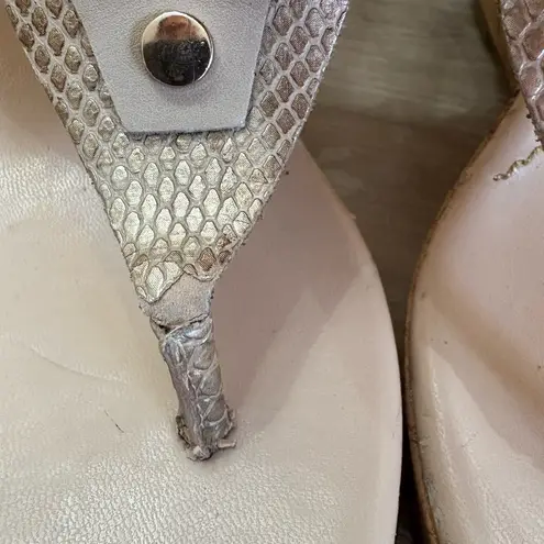 Guess  Magli Platform Wedge Thong Sandals In Natural Size 7M