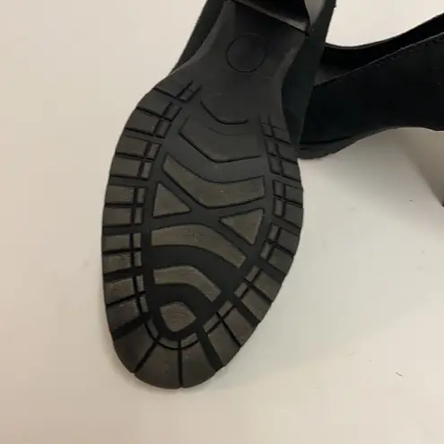 I ❤️ Comfort Serengeti Black suede heels Size 9 1/2 M A8 Black