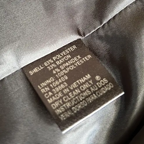 Tahari Arthur S Levine Black Cuffed 3/4 Sleeve Bow Button Blazer Jacket Size 2