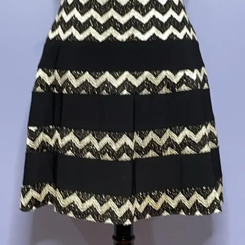 Betsy and Adam Black / Silver Chevron Striped Sleeveless Cocktail Dress Size 8