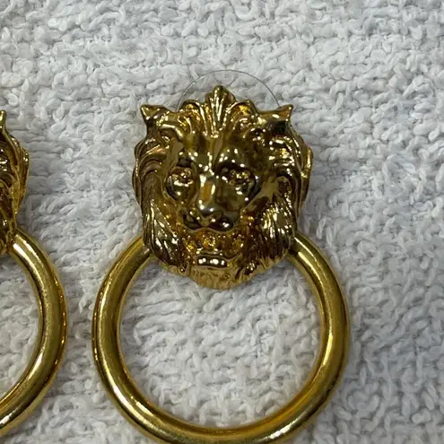 VTG Gold Tone Lion Door Knocker Earrings Post Pierced Statement