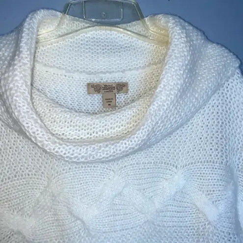 American Vintage Vintage America Oversized White Caitlin Neck Short Sleeve Sweater M