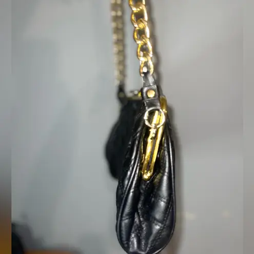 Black quilted faux leather handbag shoulder bag purse gold chain Y2K