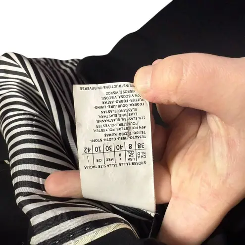 Max Mara Weekend Women’s Classic Button Blazer in Black Size 8