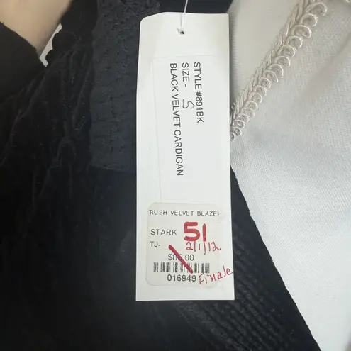 NWT Rhonda Stark Black Crushed Velvet Blazer Cardigan Size S Textured