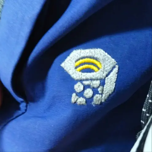 Mountain Hardwear W73 GUC $375 Mountain Hard Wear Gore Tex Waterproof Jacket size S/P