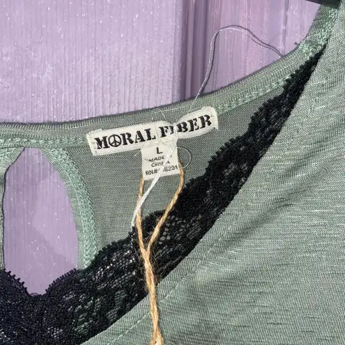 Moral Fiber Green lace V-neck short sleeve top keyhole back slub tee womens L NWT blouse