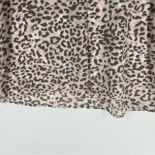DR2 Soft Pink Gray Leopard Print Chiffon V