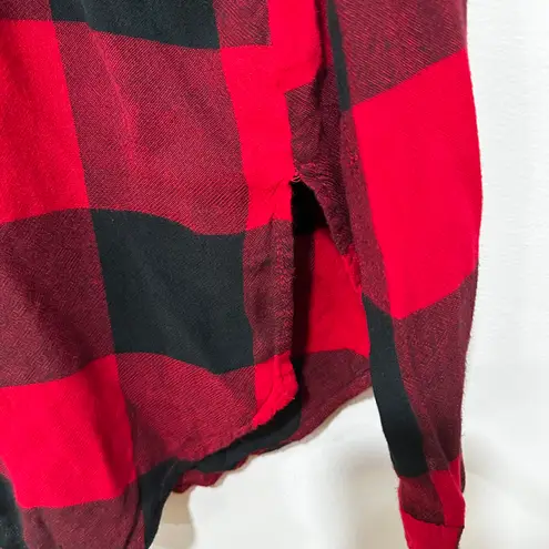 Thread and Supply  plaid button down  Size Large 