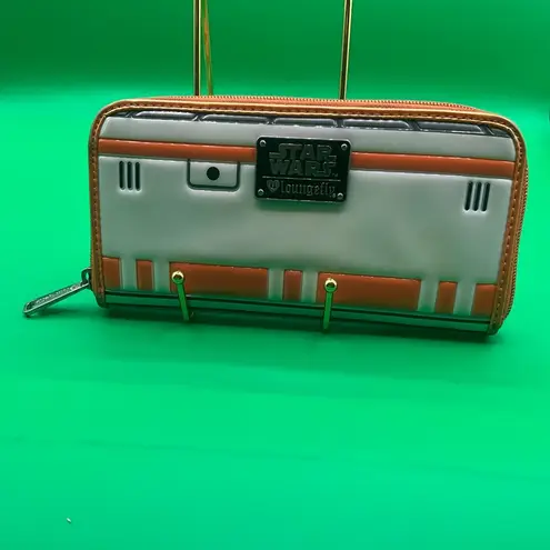 Lounge Fly A Disney X Star Wars The Force Awakens BB-8 Wallet Zip Around