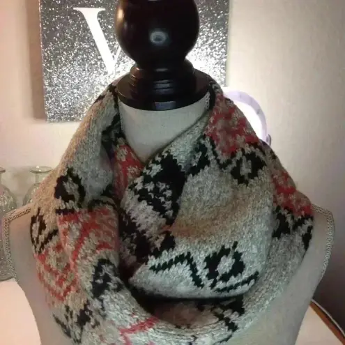 American Eagle  Outfitters infinity scarf NWT