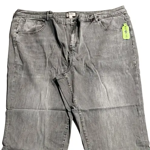 LOGO By Lori Goldstein LOGO Grey Smoke Regular Straight-Leg Boyfriend Jeans, Plus Size 28 New w/Tag