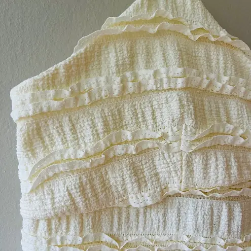 Good Luck Gem GLG XL Beige Lucy Ruffled Lace Tank Crop Top Stretch Semi Lined