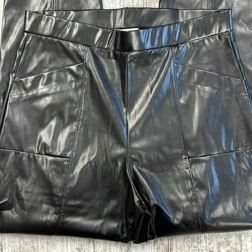 H by Halston H Halston NWT Black Faux Leather Seamed Pull On Pants Size Medium