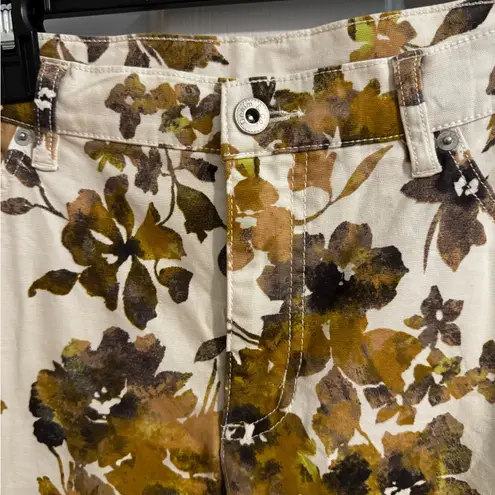 Denim & Co. Floral Printed Crop Kick Flare Jeans Neutral Women's Size 14 Green