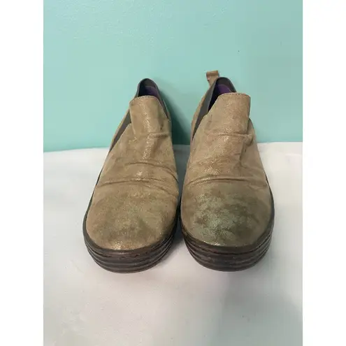 Bionica Women Gallant Bronze Shimmer Leather Shoes Size 8 Brown Wedge S