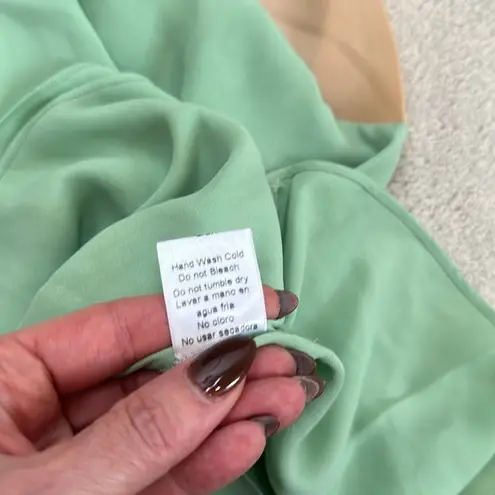 English Rose Colorblock Green/Tan Sleeveless Tank Top Blouse Size Small