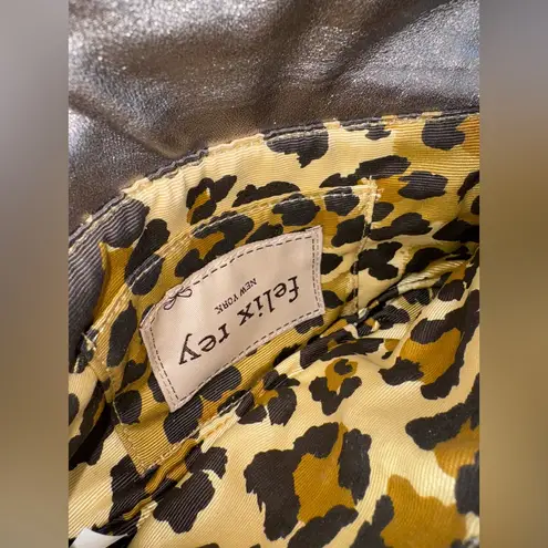 Felix Ray New York Gray Silver Shiny Sequin Clutch Bag With Bow Detail