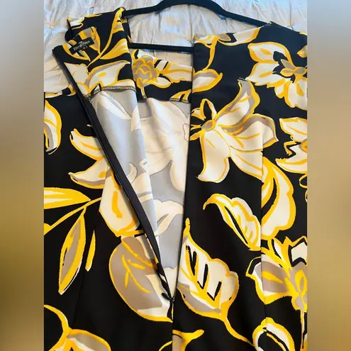 Phase 7 Seven sleeveless sheath dress size 10 Yellow Black floral midi EUC