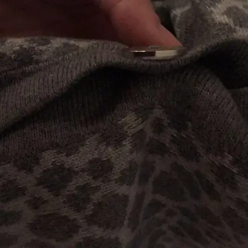 Isaac Mizrahi New Women Live! Gray Animal Print Stretch Cardigan Sweater Size 1X