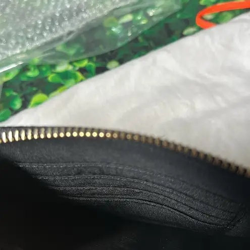 India Hicks Moonlight Metallic Gold Black Leather Clutch Wristlet NEW