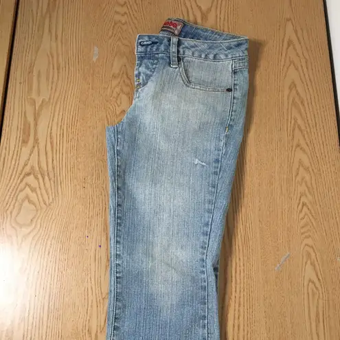 Juniors/Womens NOBO Rhinestones Jeweled Stretchy Distressed Capri Jeans Size 3 Blue