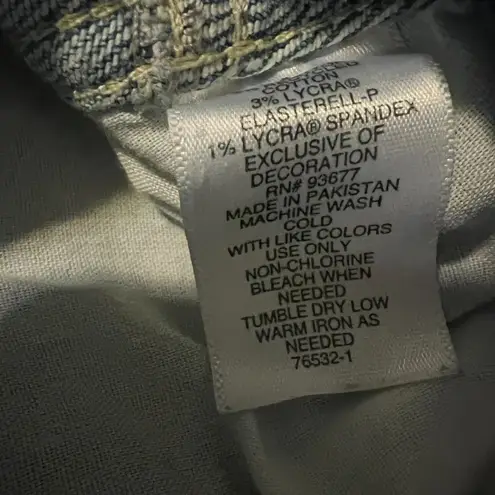 Arizona High Rise Mom Jeans Women’s 9 Light Wash Cherry Embroidered Denim