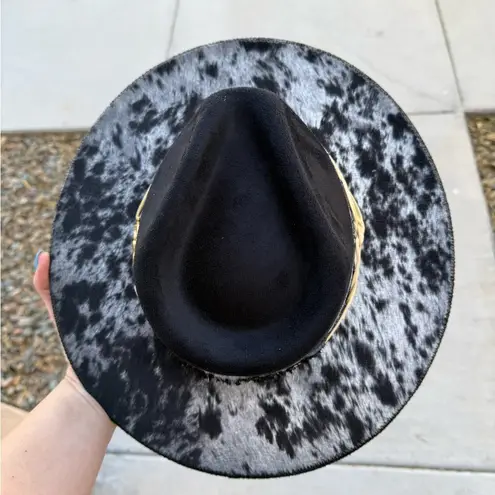 Black peppered cowhide rancher style wide brim cowboy hat
