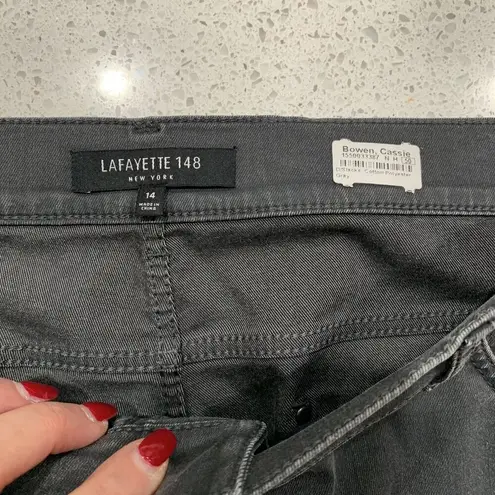 Lafayette 148 Size 14 Jeans Gray Tapered Leg High Rise Flat Front Denim Women’s