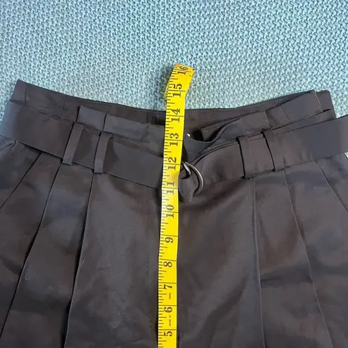 Elizabeth and James Rock Casual Belted Pleated/Cuffed Pants in Black. Size 8 NEW