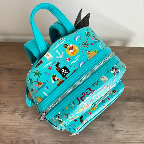 Lounge Fly x Disney Pirates Mickey & Friends Backpack Blue