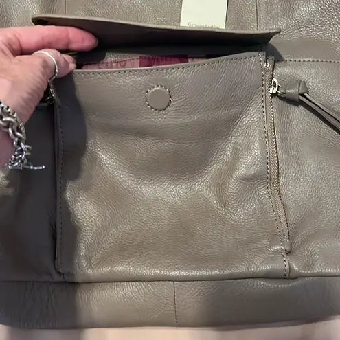 Kooba NWT large roomy lots of pockets expandable zip close satchel in taupe