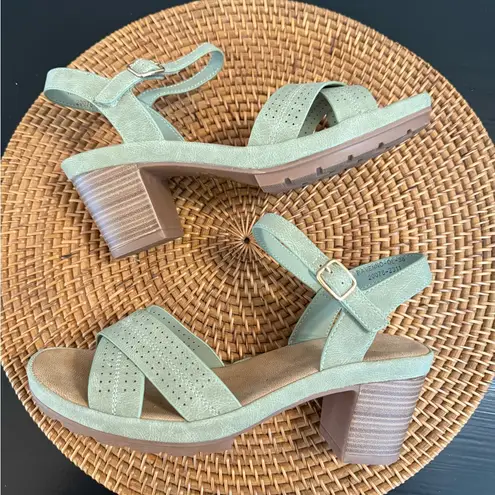 Patrizia Elegant Women's Sandals in Sage Green Size 7