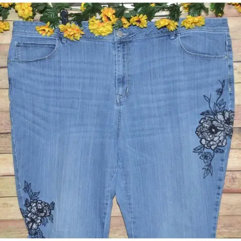 Simply Vera Wang Light Wash Floral Embroidered Skinny Blue Jeans Plus Size 24W