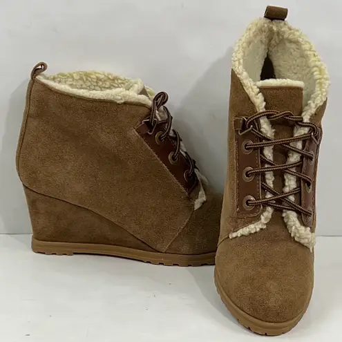 Ellen Tracy Torino Wedge Ankle Boots