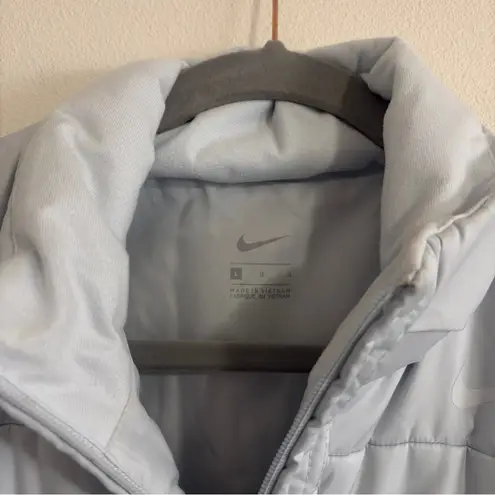 Nike  Women's Gray Blue Platinum Puffer Vest Large