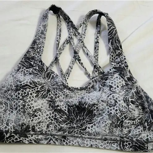 Lululemon   Free To Be Serene Bra Serigraph Starling black multi size 8