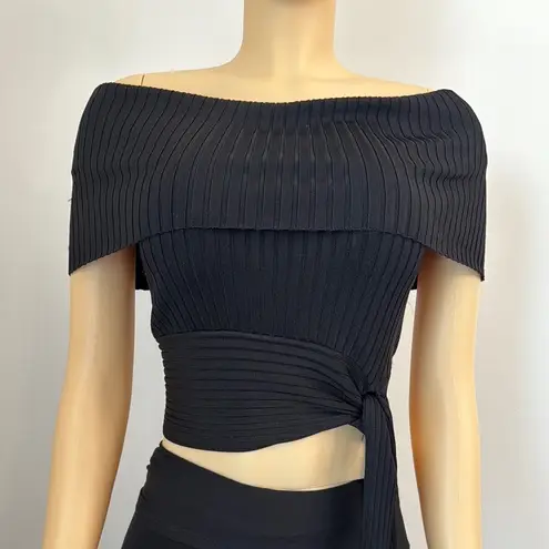 White House | Black Market  Off-the-Shoulder Ribbed Sweater Sz S