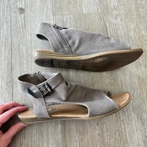 Very G Womens Brown/Grey Sandals - 9.5