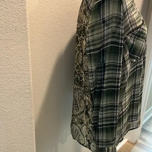 Band of Gypsies  plaid and paisleys button down or tied shirt 133