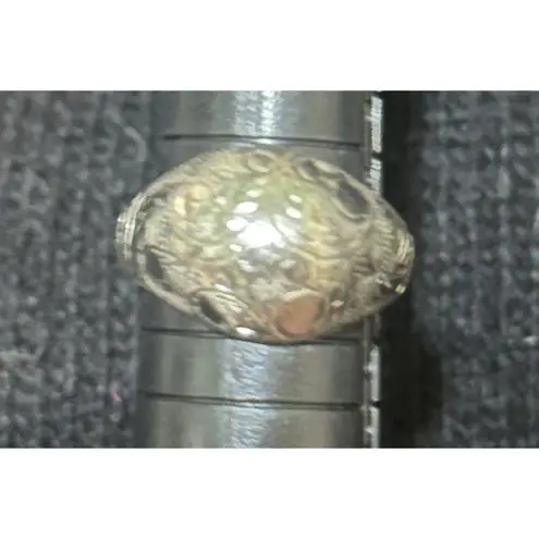 Beautiful Vintage Thailand Sterling Silver Etched Dome Ring Size 7.5
