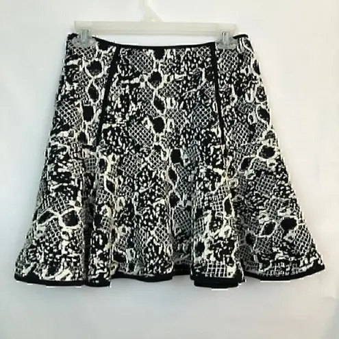 ROBBI NIKKI Mixed Print Jacquard Fit Flare Skirt Black Cream Ivory Floral Mini S