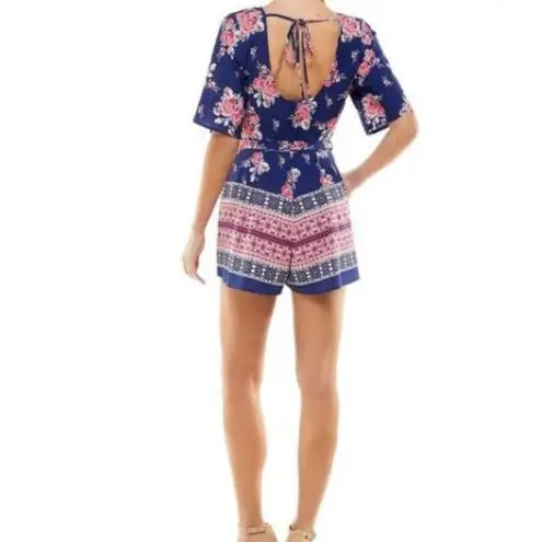 Trixxi NWT  Women's Blue Surplice Printed Flutter Sleeve Romper Juniors Size XL