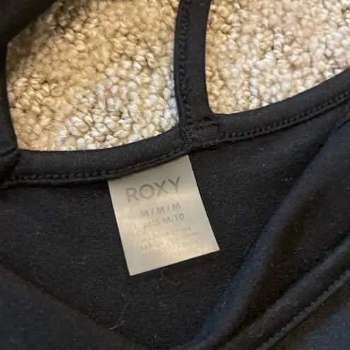 Roxy  Black Scoop Neck Crop Sport Tank Top Medium